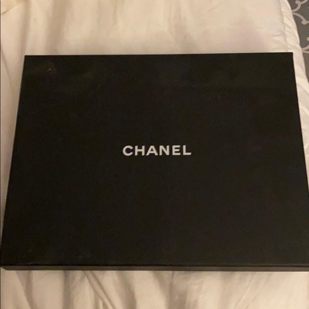 Chanel box 12x5x 1.5
